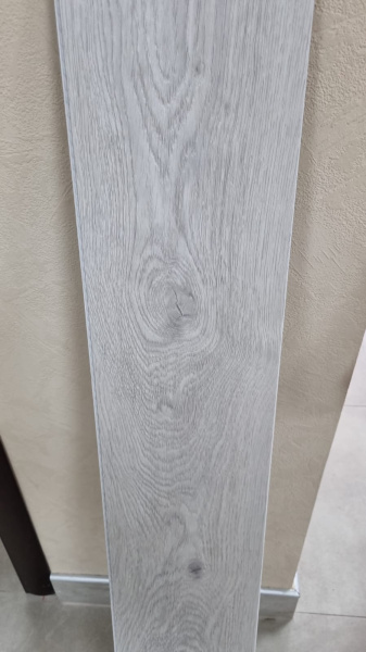 NEW! "Madera" SPC Natural Vinyl №1273 Дуб Скальный 1220*184*4мм+1,5мм 2,2448 м.кв/10шт