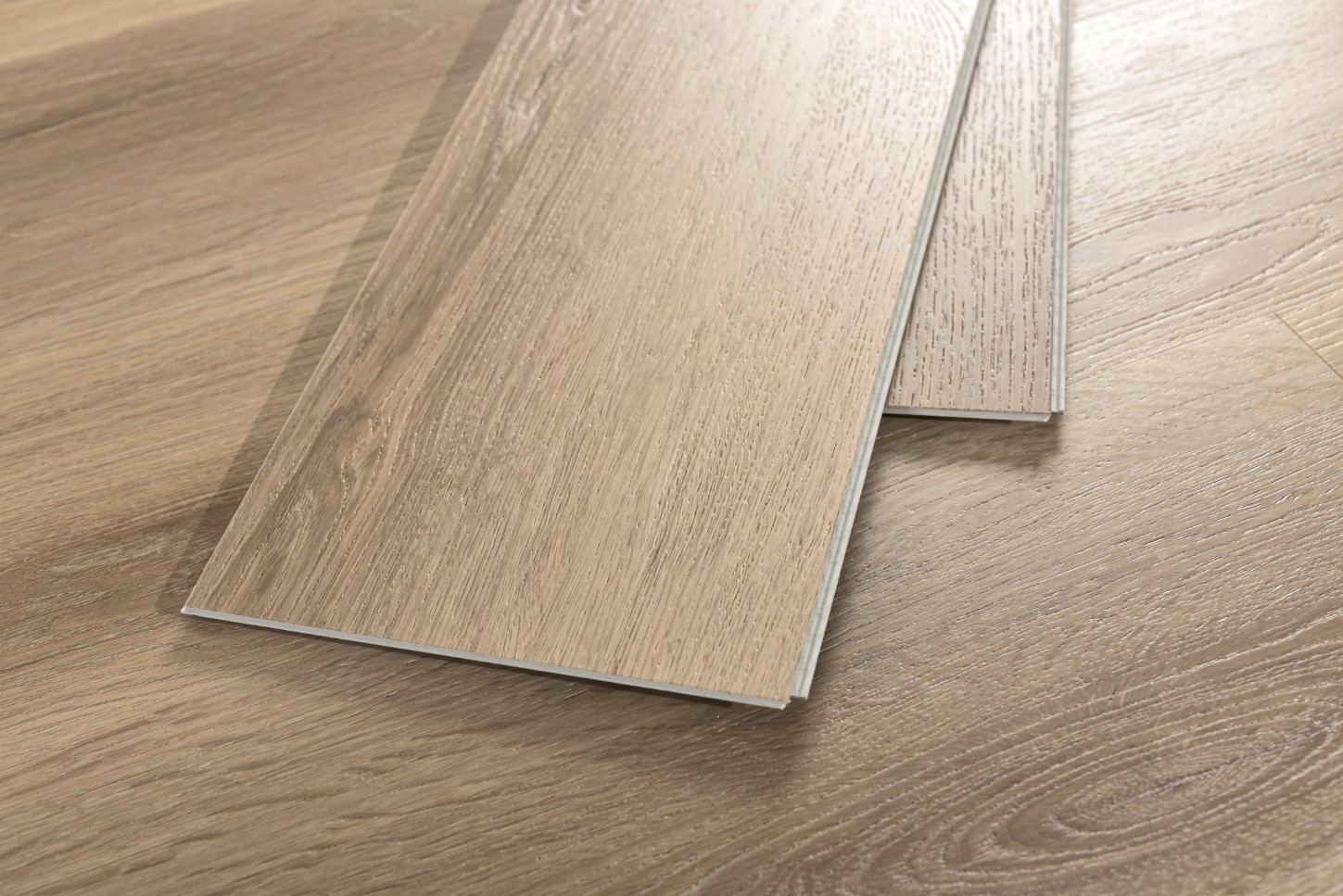 "Madera" SPC Natural Vinyl №1371 Дуб Бурбон 1220*184*4мм+1,5мм 2,2448 м.кв/10шт - вид сзади